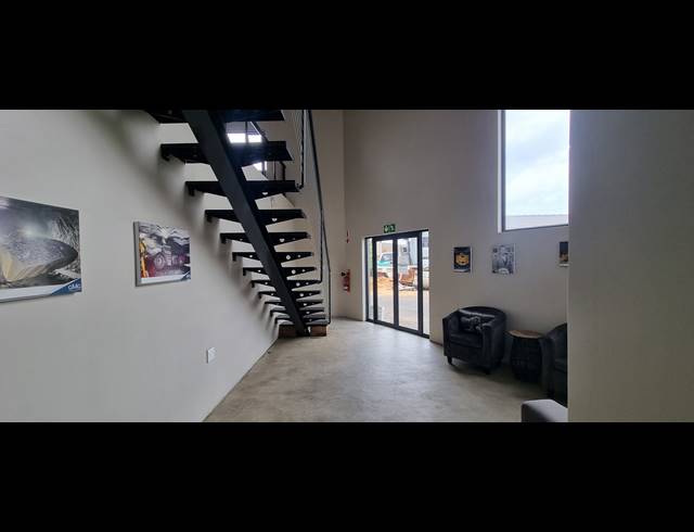 3,500M² FACTORY FOR SALE IN ANDERBOLT
